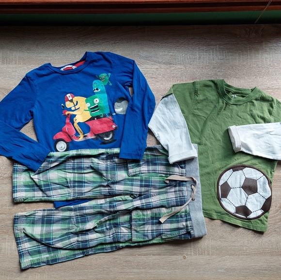 2011 Boden pants + two tees - Picture 1 of 16
